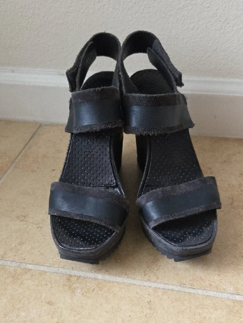Pedro Garcia Black Leather & Suede Wedge Platform Sandals Velcro 4.5